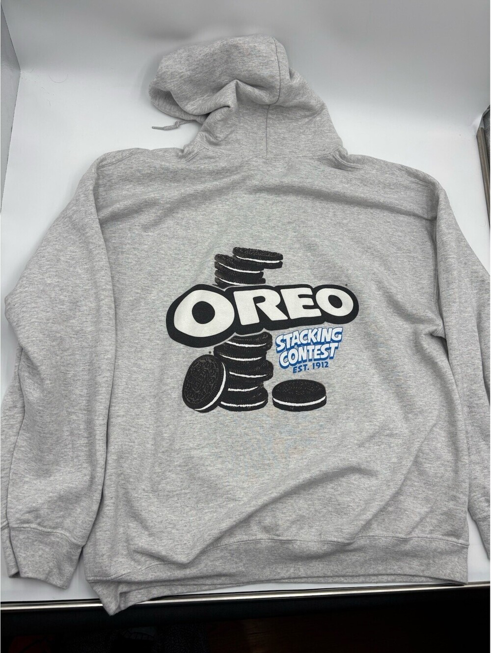 Vintage 2000 RARE Oreo Stacking Food Competition Gray Mens Hoodie Size XL!!!